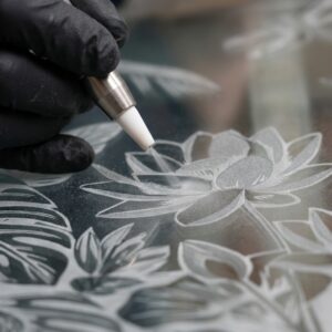 Designing and Crafting Custom Sandblasted Glass: A Masterpiece for Your Shower Enclosure 8 Final installation in a modern bathroom spac